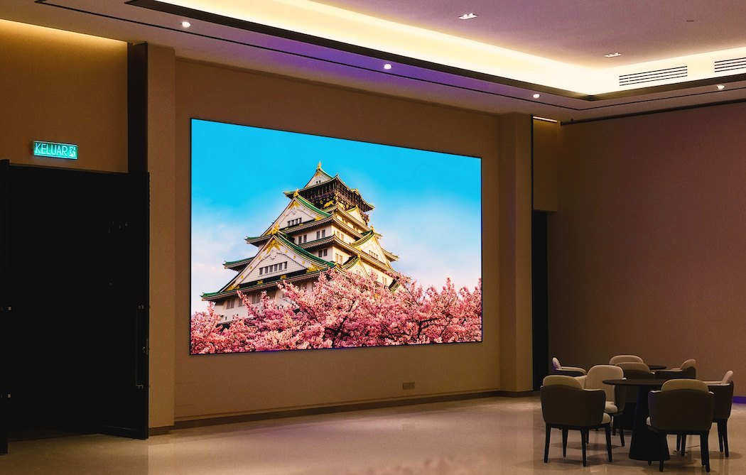 Hotel Lobbies & Reception