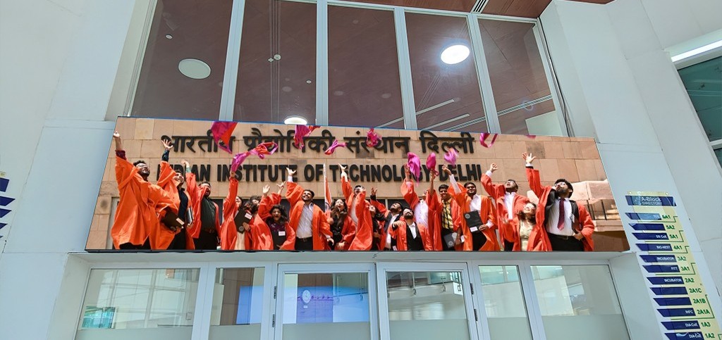 INDOOR LED DISPLAY